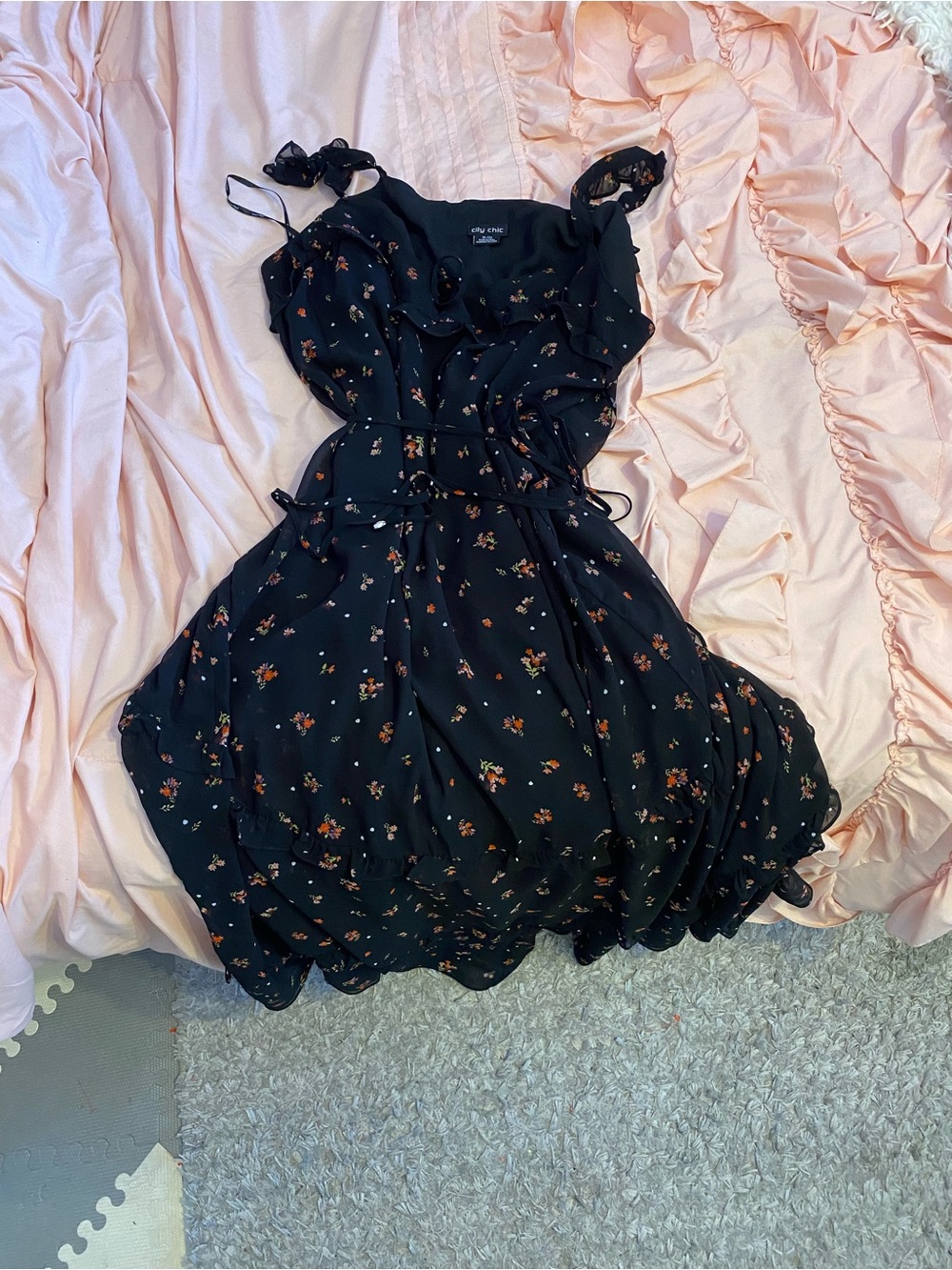 City Chic Black Floral Ruffle Tie-Waist Plus Size Dress